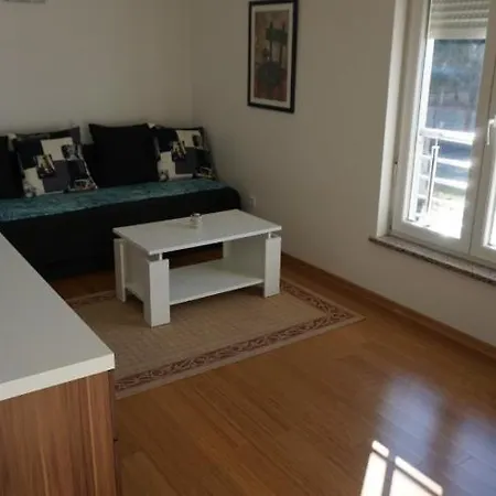 Mara Gostinjska kuća 3*